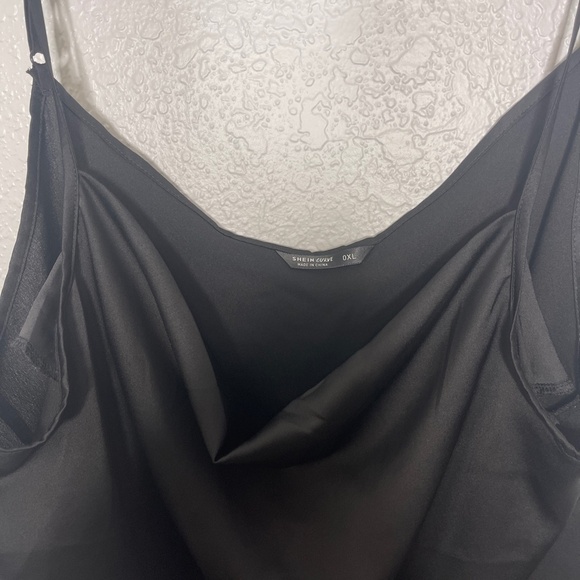 Shein Curve Black tank top spaghetti strap - Picture 6 of 8